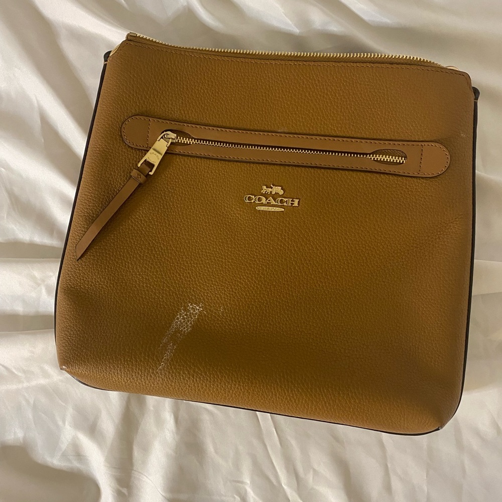 Coach cross body bag, brand new, beautiful leather